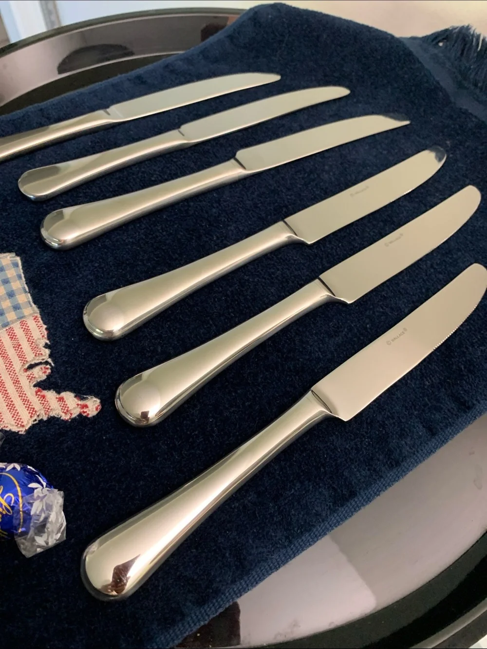 Wallace Picasso pattern Dinner Knife S/6- Polished Glossy Finish
